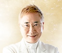 高須院長からのご挨拶を読む