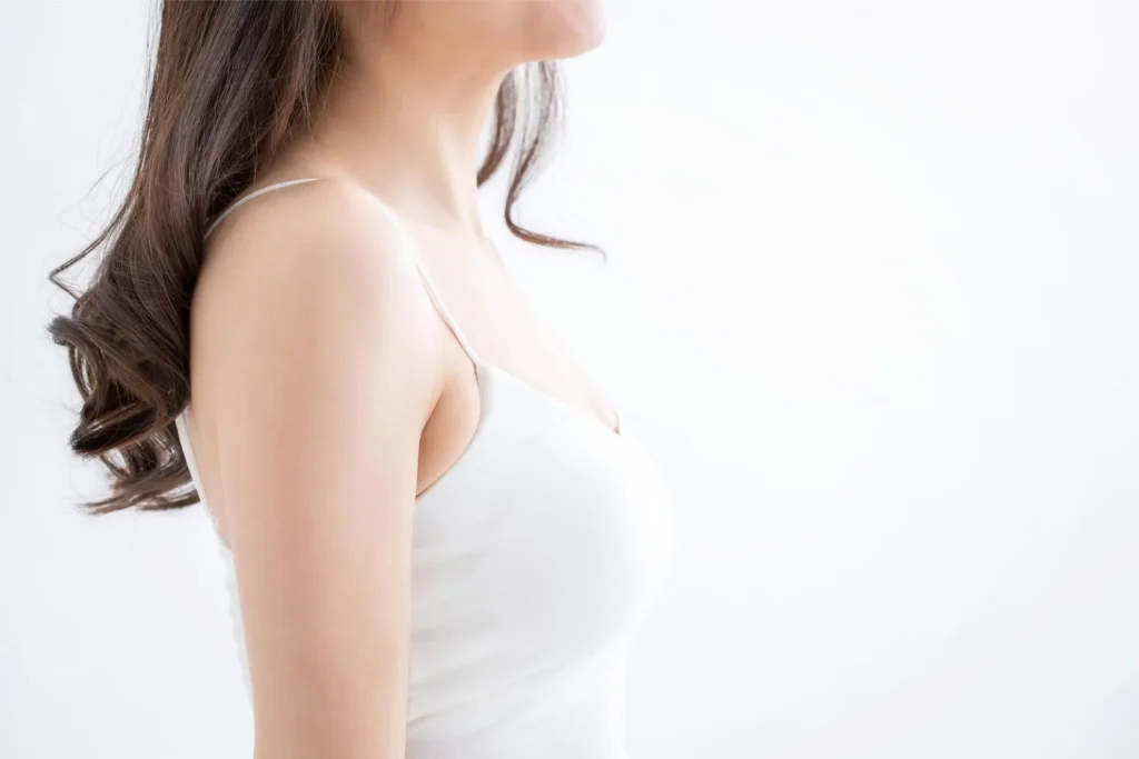 副乳とは？原因や症状、除去したい場合の治療方法などを解説