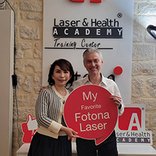 フランス・パリにてFotonaレーザーの導入研修・技術指導を受講
